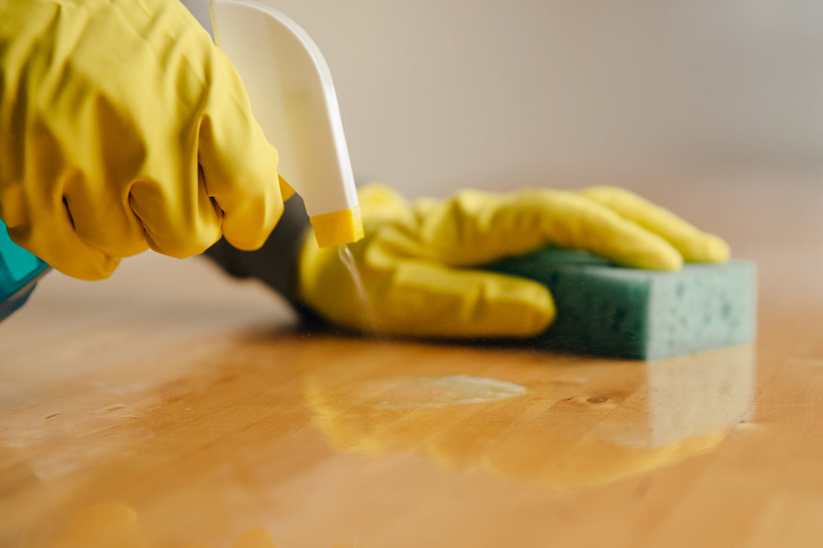 Kitchen cleaner